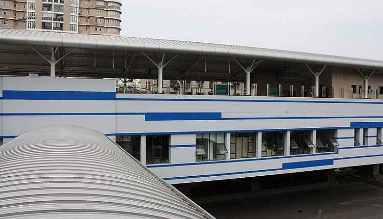 1720655754186448.jpg 武汉轻轨.jpg