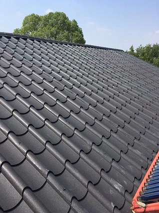 YX55-255-765型彩钢仿古琉璃瓦在滨海新城烧烤廊应用