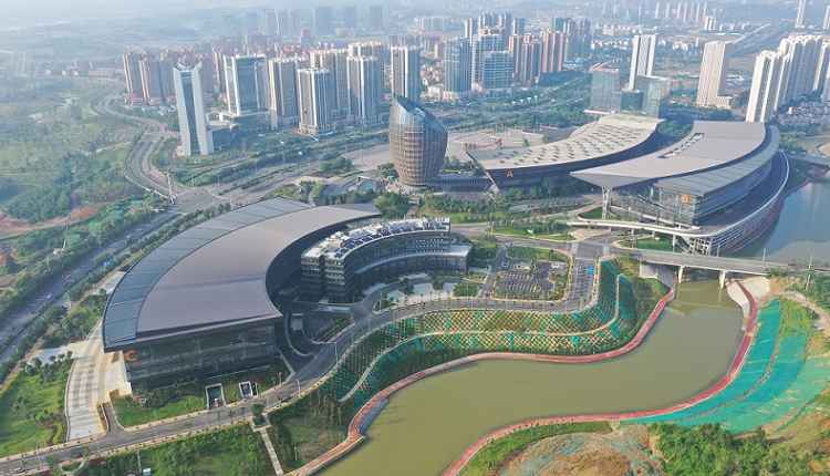 柳州东盟会展中心.jpg