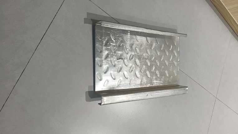 YX40-250楼承板，免浇混泥土楼承板